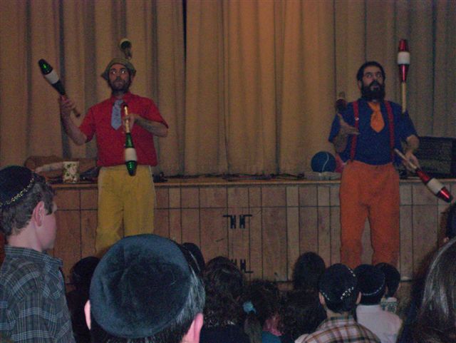 Budapest Jugglers 12
